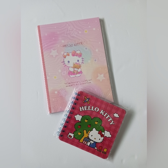 NWT Hello Kitty - Journal Bundle - Picture 1 of 6